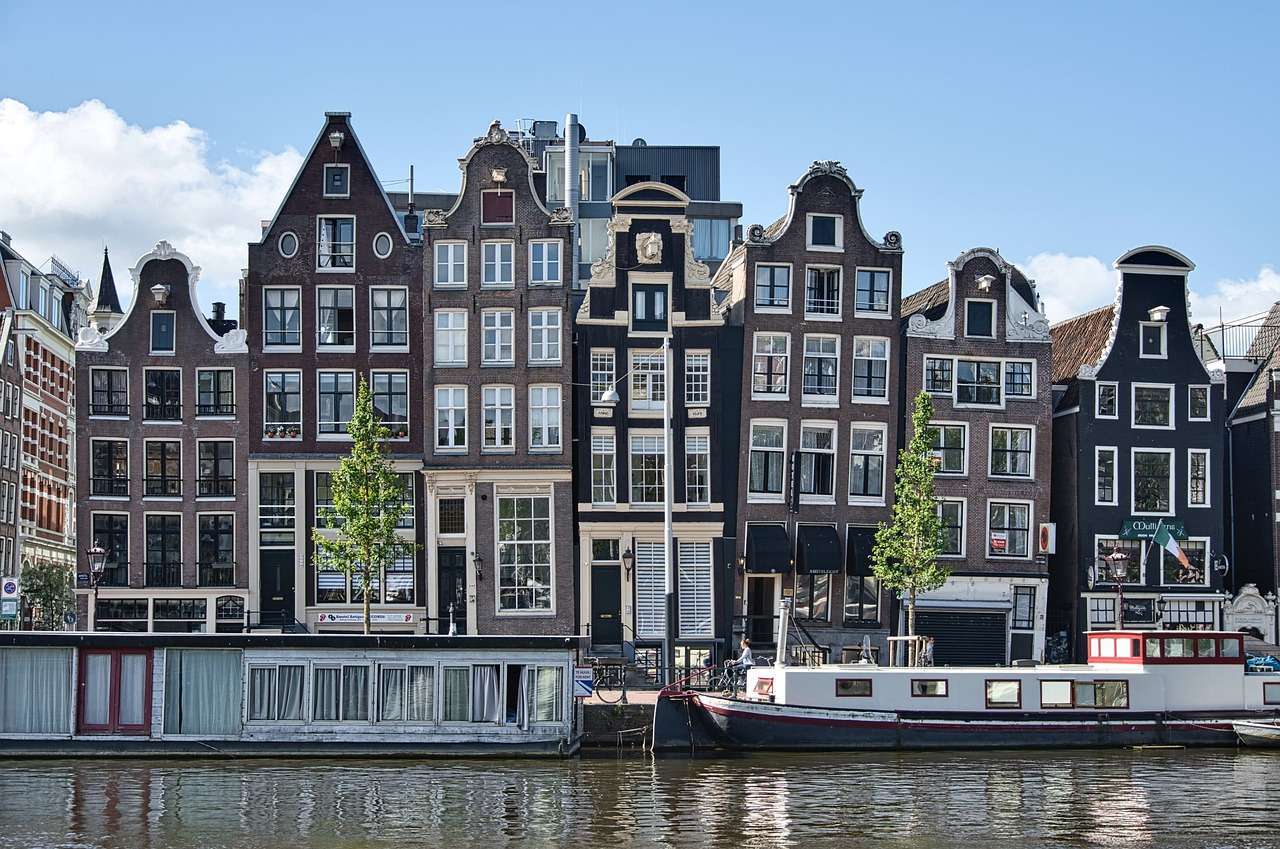 zazijte-unikatni-atmosferu-amsterodamu